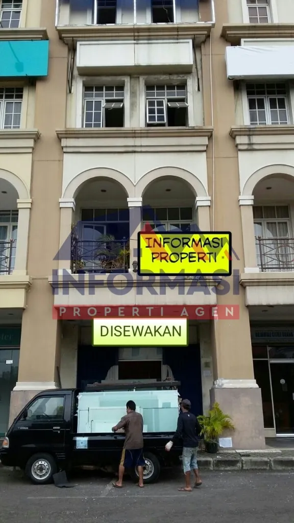 Ruko MOI Kelapa Gading...Hadap Boulevard...Lokasi Strategis