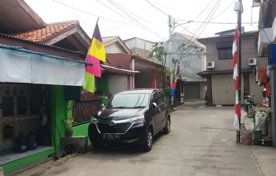 TUA RADIO DALAM KEBAYORAN BARU JAKSEL , lt 175 m2