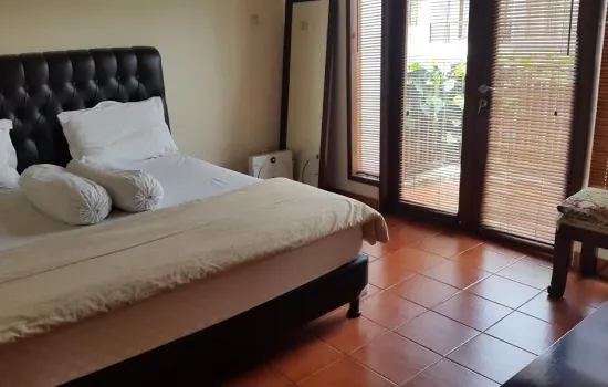 BINTARO CLUSTER dkt jalan rc veteran bintaro jaksel uk 240
