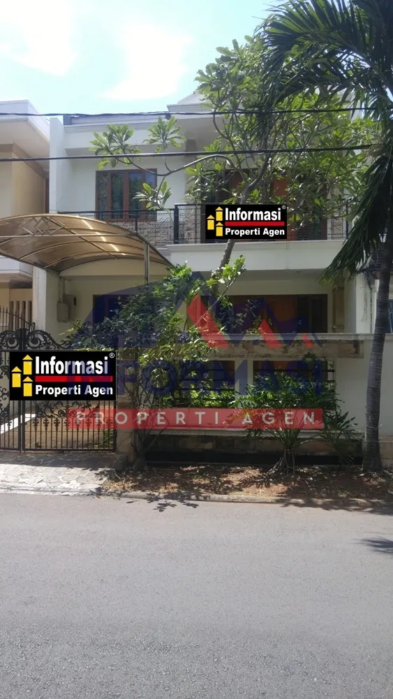 Rumah Puri Indah , luas 140 ( 7 x 20 )