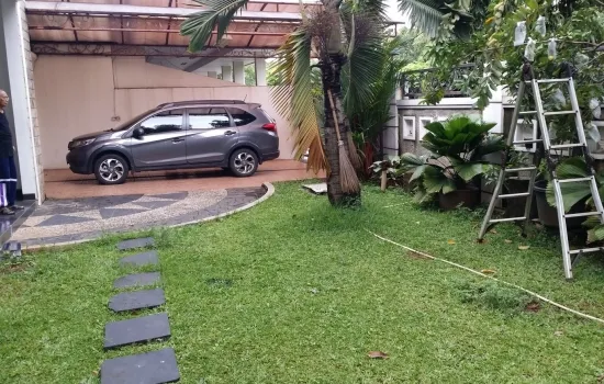 TAMAN ARIES   , JL LEBAR , LT 503m2 ( besar ) huk