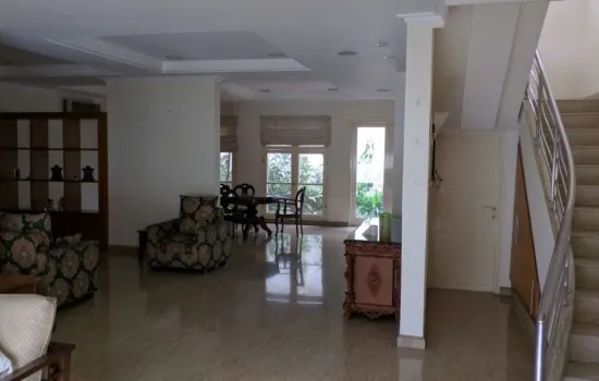 rumah elite siap huni