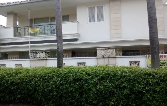 rumah elite siap huni