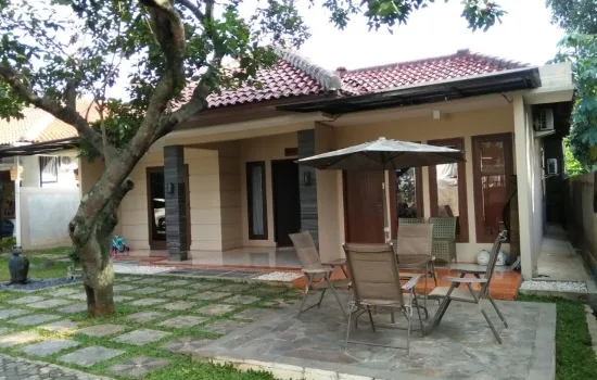 rumah+tempat usaha siap huni 4+1KT 3+1KM