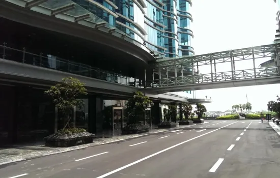 Gedung perkantoran Landmark Pluit