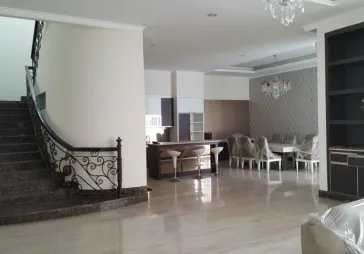 Rumah mewah cocok untuk keluarga bahagia.Sangat bagus dan mu