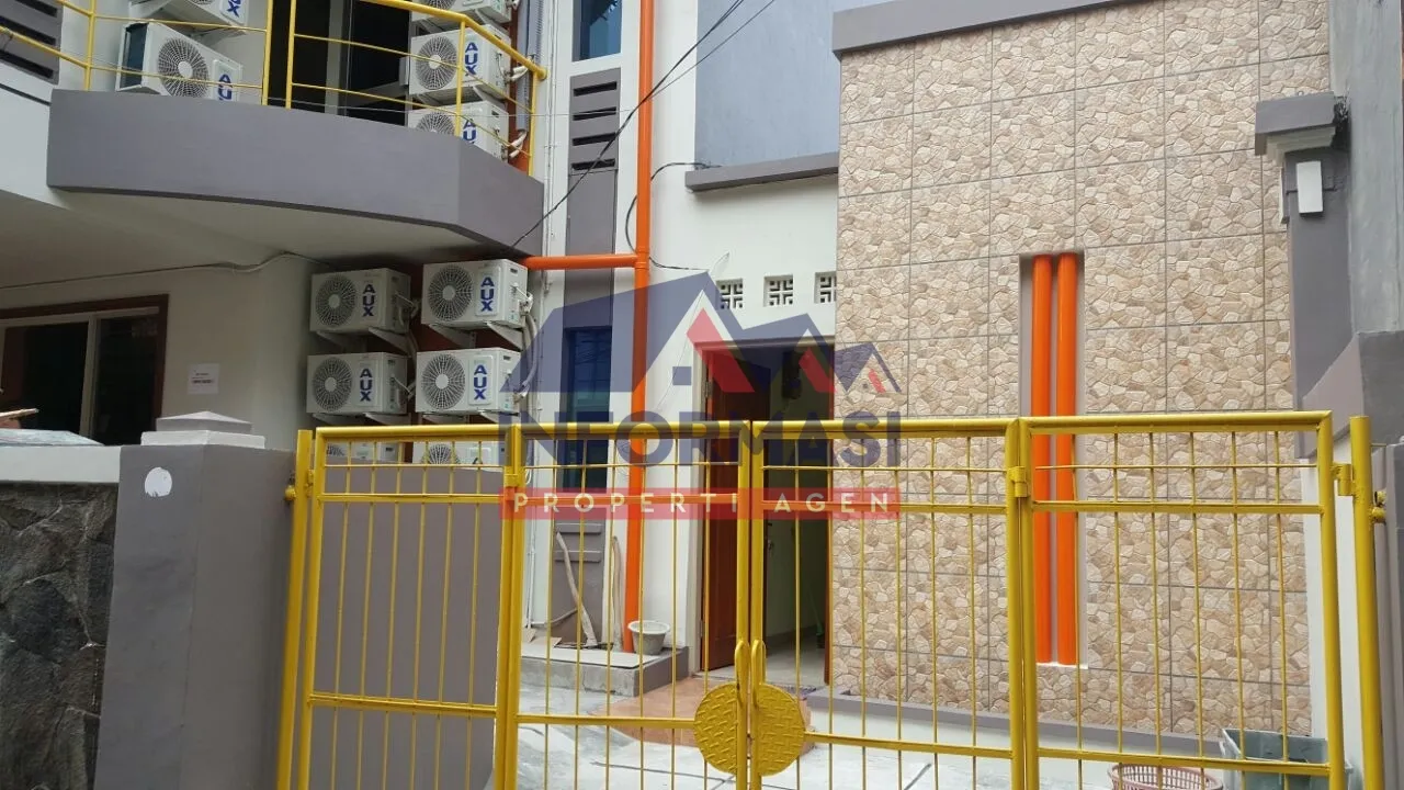 Kost2an bagus meriah 4 lantai dengan 24 kamar dan pavilion b