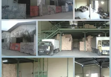 Gudang 2 unit gandeng kayu besar dalam
