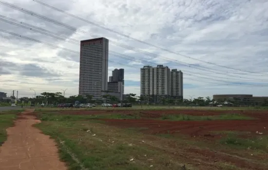 Tanah komersial daerah serpong.Lokasi bagus dan sangat strat