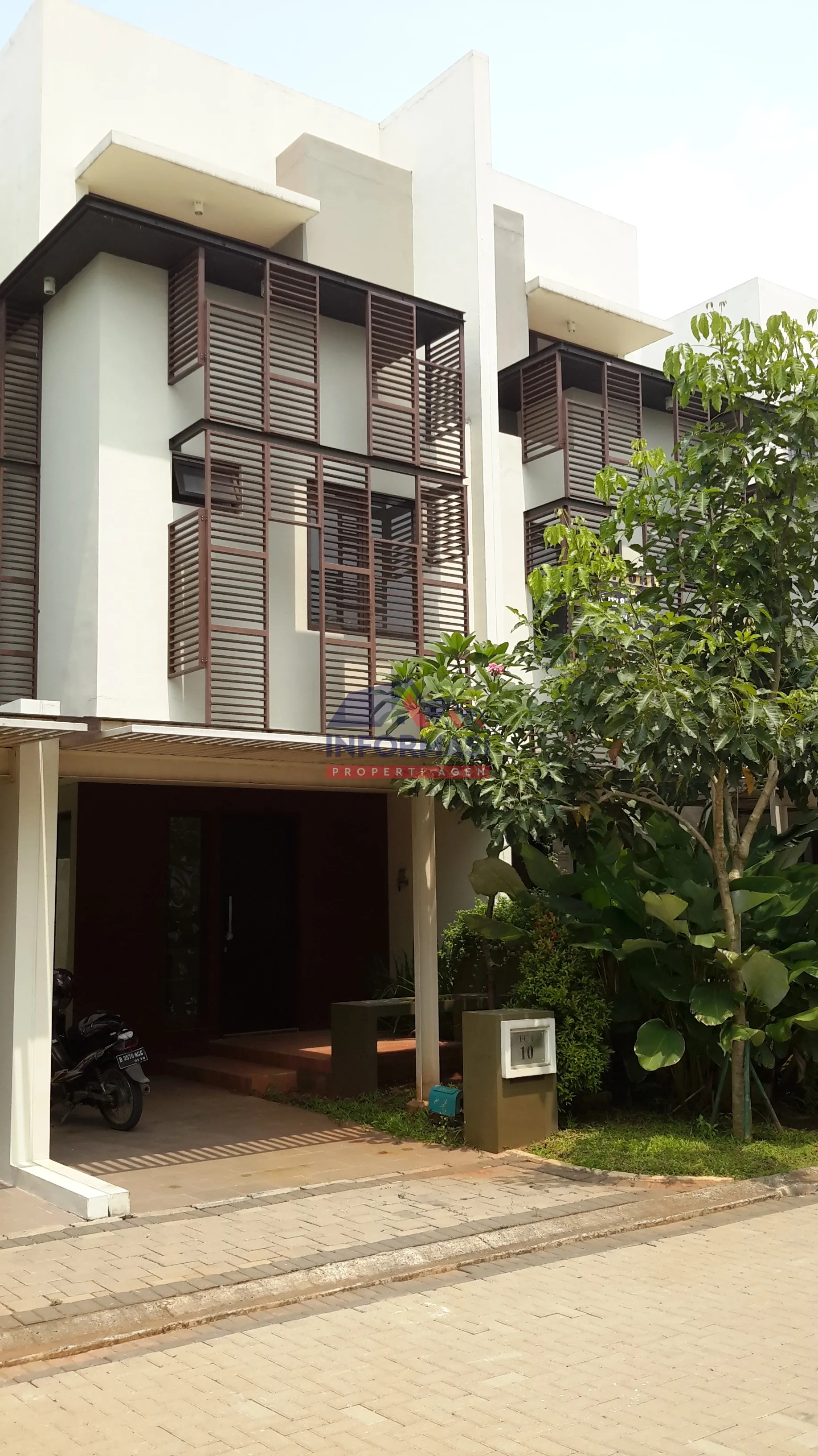 Tampak Depan