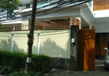 rumah siap huni lokasi strategis