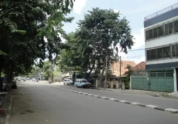 Ruko di Jakarta Barat . Lokasi strategis