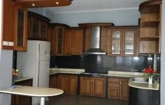 Rumah 2 lt SOLO Jawa tengah