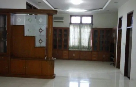 Rumah 2 lt SOLO Jawa tengah
