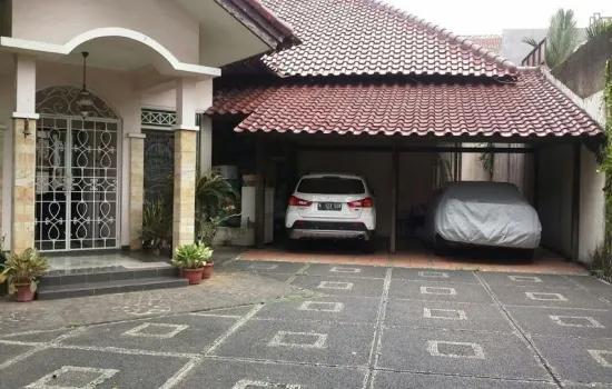 KEMANG ANTASARI jaksel LT 1204 / LB 600 , kolam renang