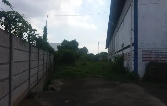 Pabrik dan gudang siap pakai