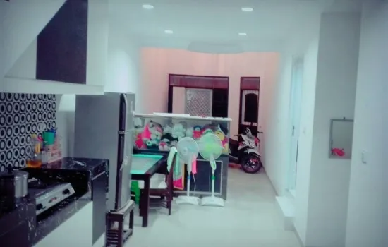 Rumah Green Garden lebar 6 m, baru renovasi