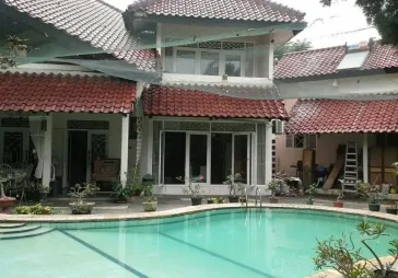 KEMANG ANTASARI jaksel LT 1204 / LB 600 , kolam renang