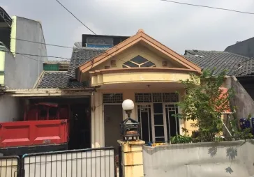 Rumah luas 180, Taman Surya 3