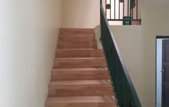 Bangunan masih gress.... cocok utk resto, salon, kantor