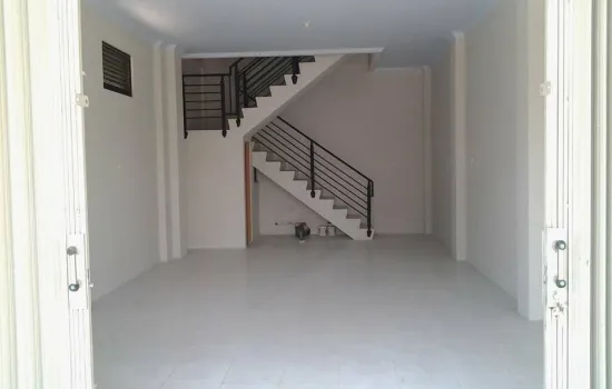 SERANG banten jl kitapa , 3 RUKO BARU , komersial , jln raya