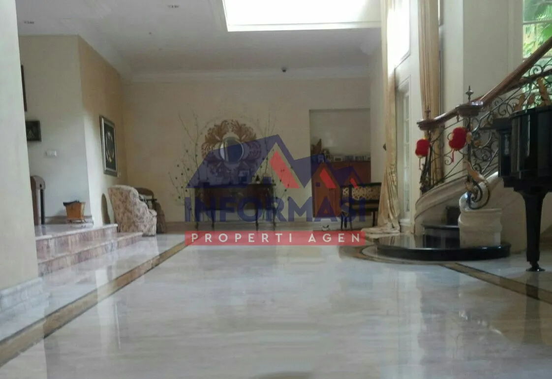 Super mewah, perumahan elite dan lokasi premium