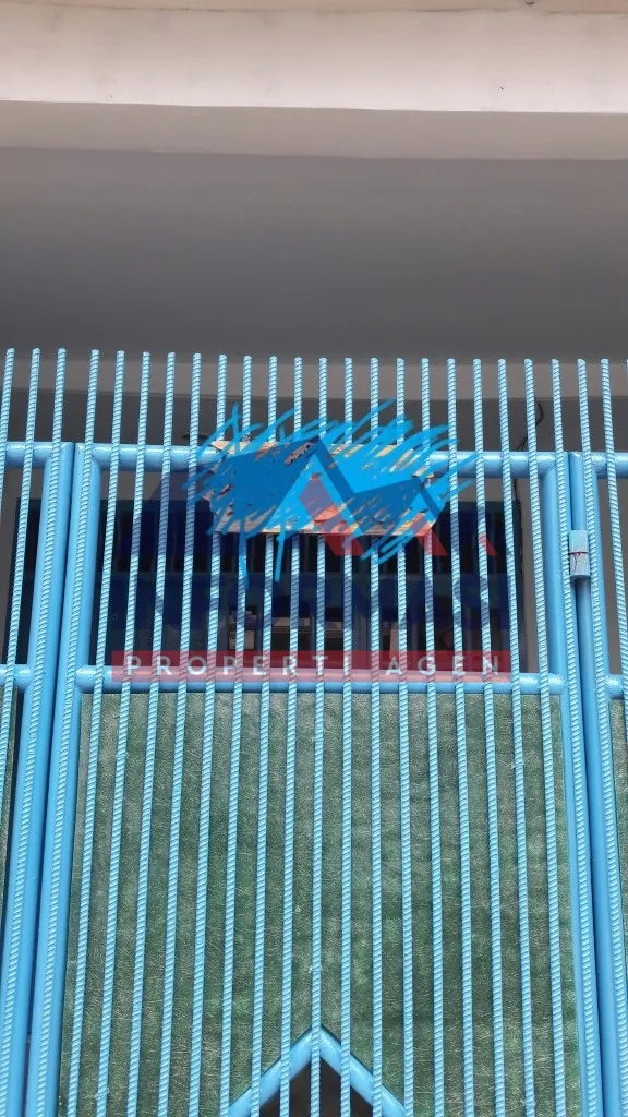 Tomang Mandala barat.Lokasi sangat strategis.Dekat kemana ma