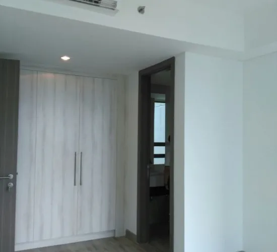 Apartment mewah 2KT 2KM double private lift full furnished