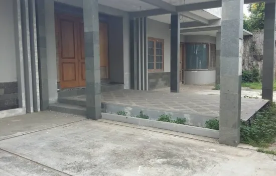 jl mangga FATMAWATI Lt 800m2 ( 20x40 ) , s pool , pintu jati