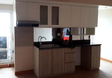 Puri park view 3 kmr tdr, semi furnished lt 8