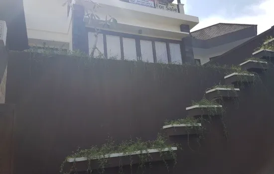 Villa 100% baru minimalis full furnish mewah