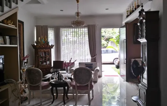 Rumah bagus siap huni, lokasi strategis Jakarta Selatan