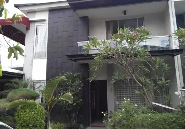 Rumah bagus siap huni, lokasi strategis Jakarta Selatan