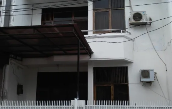 Rumah strategis siap huni Jakarta Barat