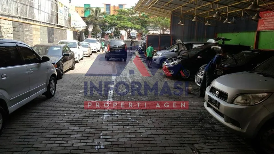 jl beringin karawaci lt 478m2 , saat ini cuci mobil