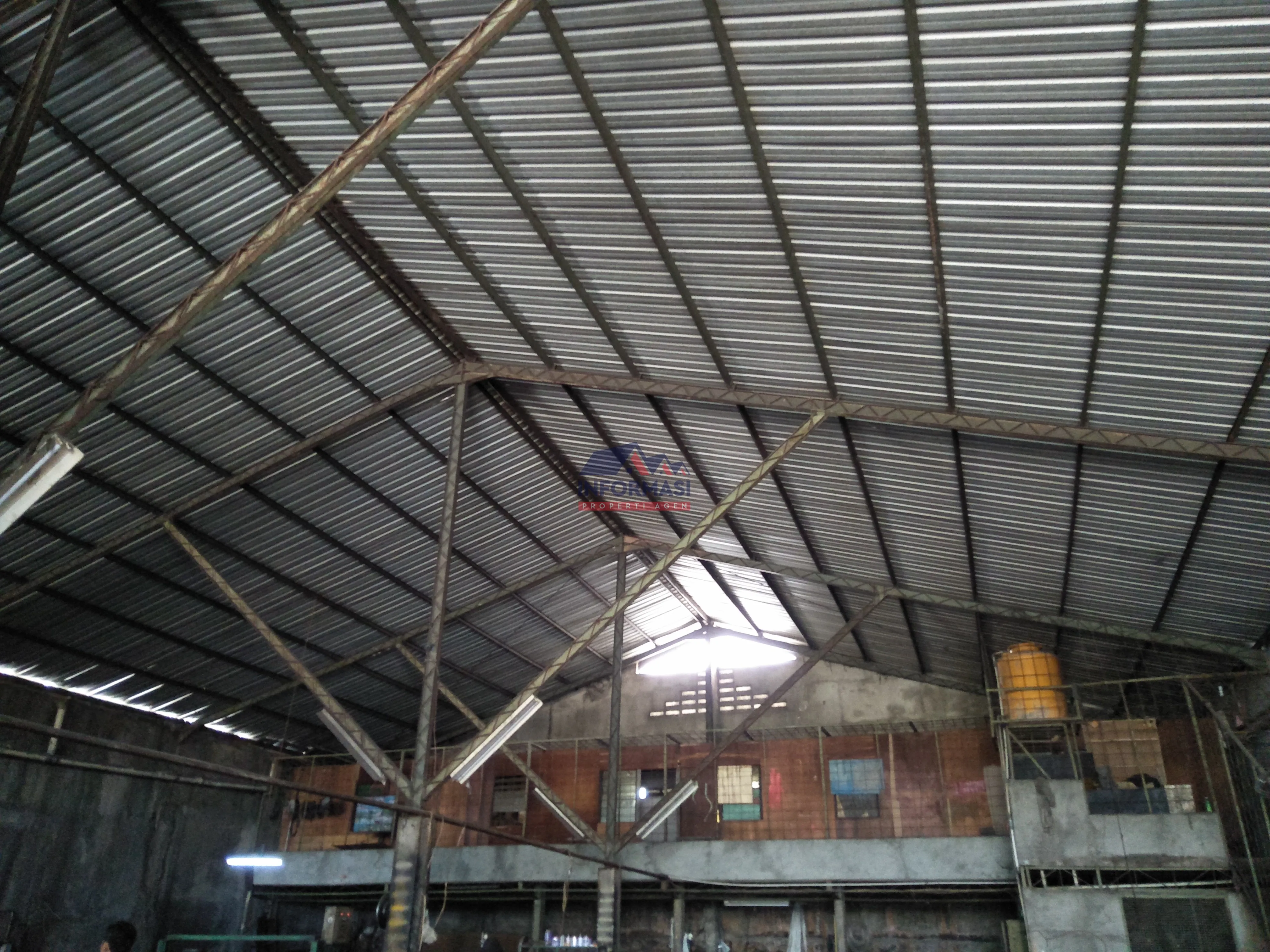 Tanah n bangunan dkt access tol jkt merak