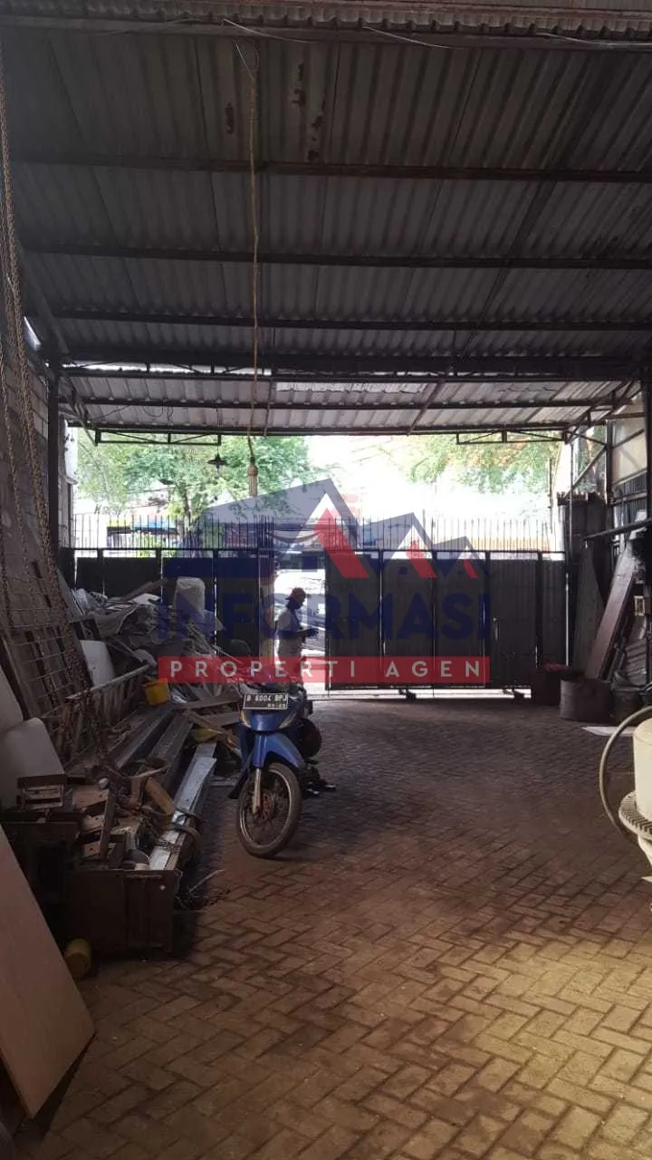 Gudang atau Pabrik Dijual di Kedoya, Jakarta Barat, Jakarta,