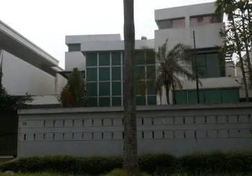 Rumah Disewakan di Komplek Intercon, Jakarta Barat, Jakarta,