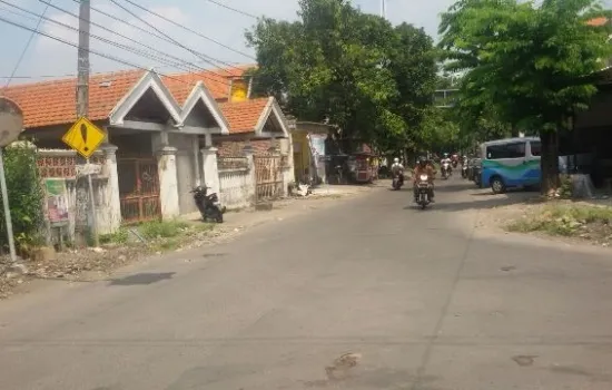 Rumah tua , itung tanah , lokasi bagus