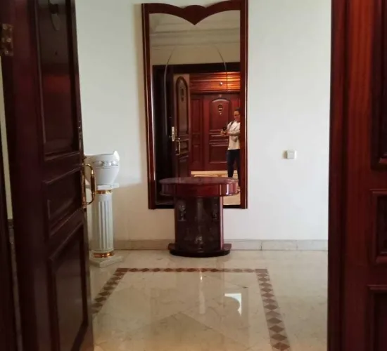 Simpruk Teras Konminium, Furnished