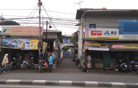 Gedung komersil tanah luas palmerah raya