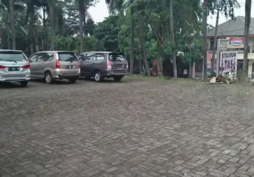 Gedung komersil, Bogor