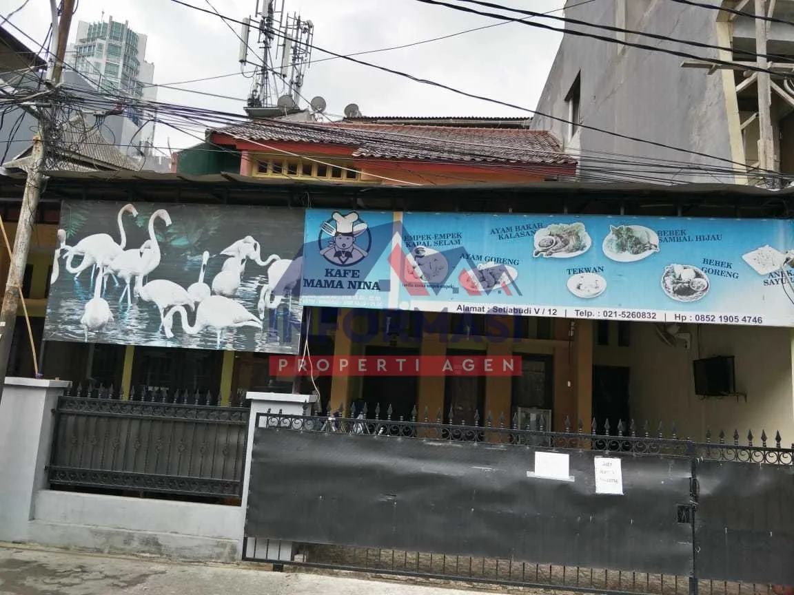 rumah kost LT 11/2 lantai KT = 11 k m =5