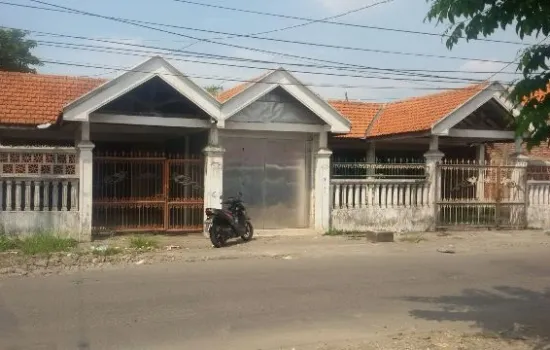 Rumah tua , itung tanah , lokasi bagus