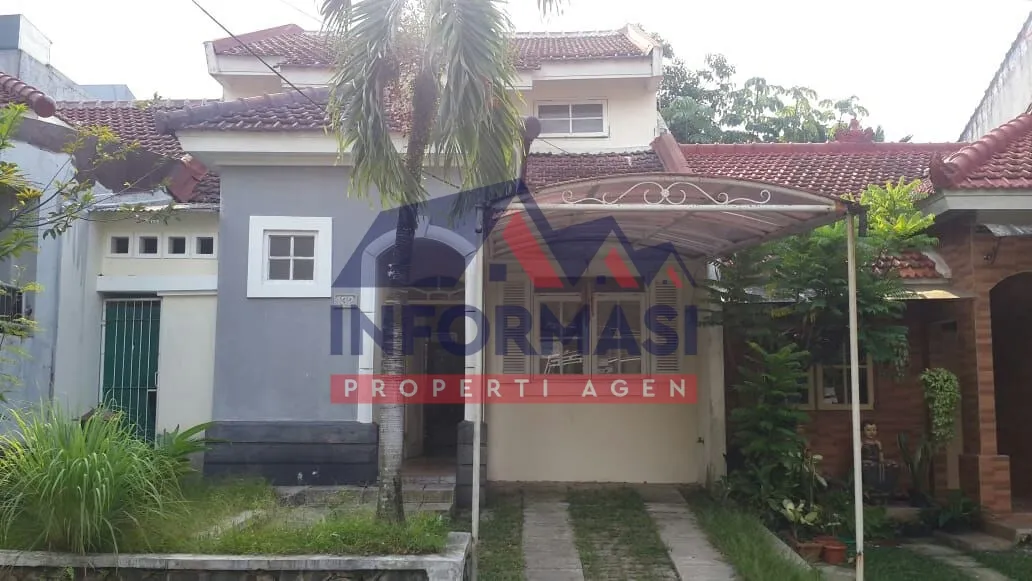 Hunian nyaman dan asri, Sentul, 2 lantai, 7x20, KT 3+1, KM 2
