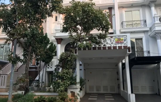 Cluster Venice PIK Minimalis Full Furnice 3KT 4KM