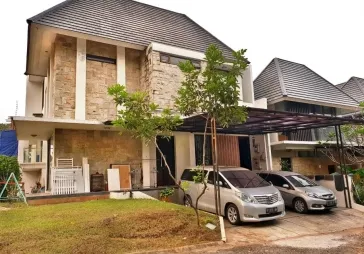 Rumah bagus siap huni, Jakarta Selatan