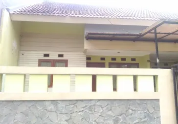 Rumah Luas Competitive bebas banjir Duri Kepa