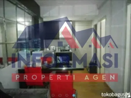 Apartemen Jakarta barat siap huni lt 10...2 kmr..1 kmd