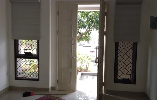 rumah baru sudah renove siap huni